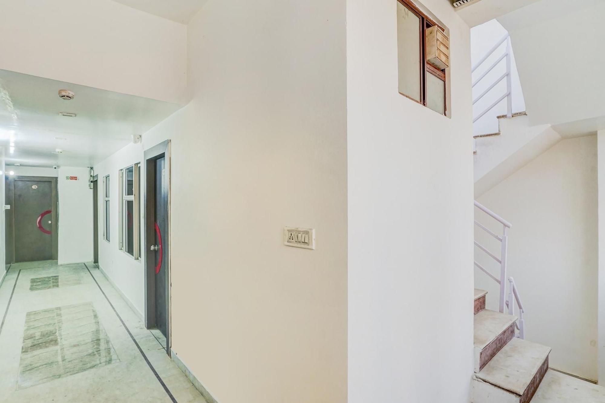 Super Hotel O Kaveri Path Formerly Shree Sai Residency Jaipur Ngoại thất bức ảnh